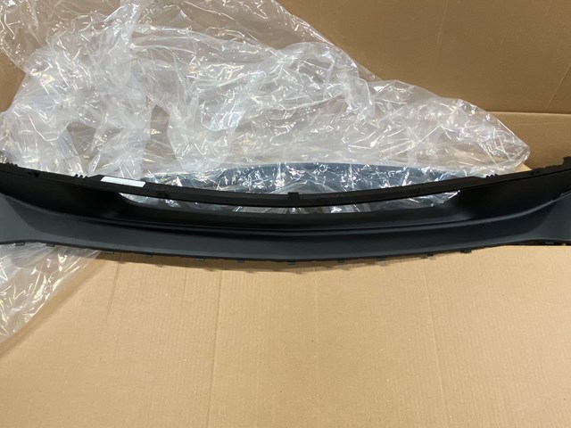 Roush upper and lower grille