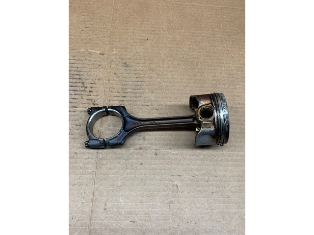2010 Honda Civic 1.8L SOHC L4 OEM Connecting Rod w/ Piston & Rings