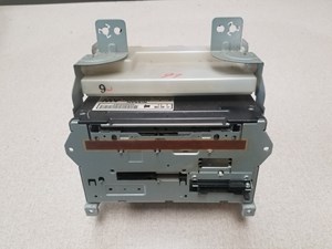 2008-09 INFINITI G37 G35 RADIO AM FM DISC CD PLAYER RECEIVER