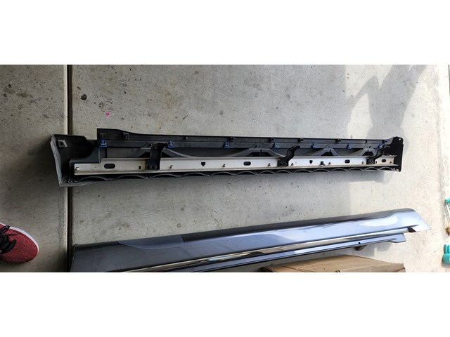 2011 Toyota 4Runner Rocker Panel
