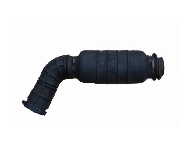 1991-1993 Mustang 2.3L Air Intake Tube/ Baffle Assembly