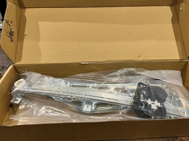 2007 Acura MDX Front Window Regulator