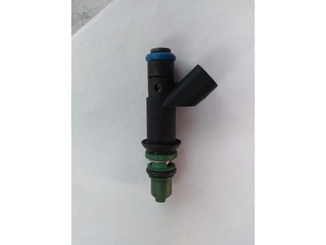 2001 Lincoln LS Fuel Injectors