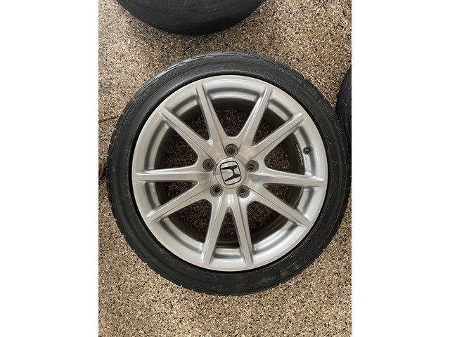 2005 Honda S2000 Wheel Set