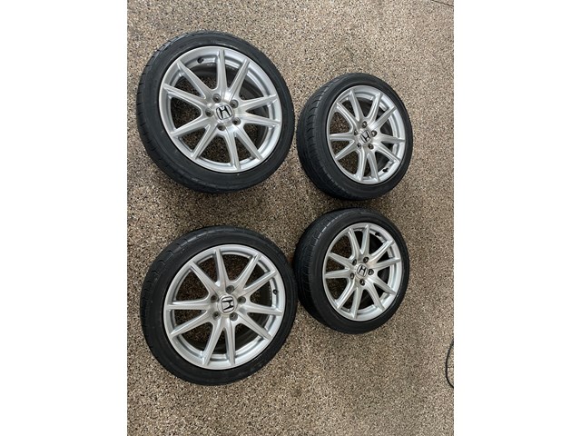 2005 Honda S2000 Wheel Set