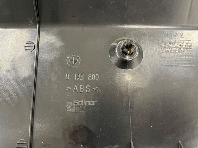 2002 BMW 325i Trunk Moulding