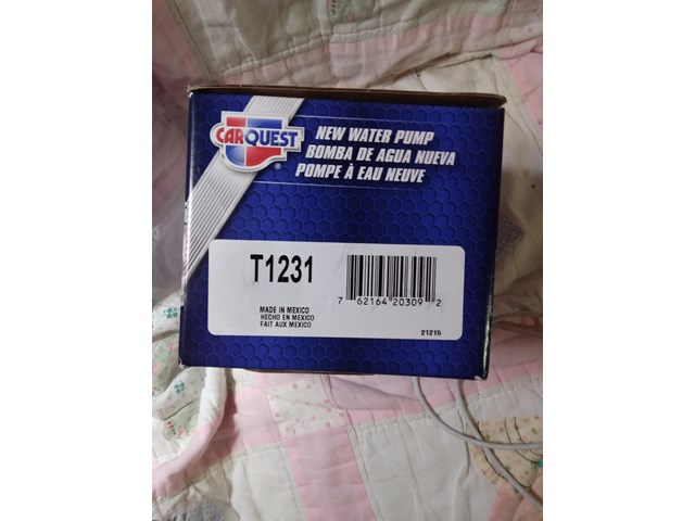 Carquest New In Box Water Pump T1231 (WITH GASKETS)