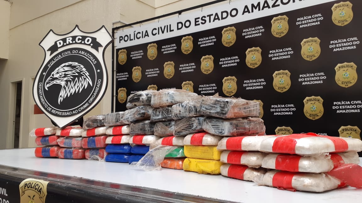 Cocaína avaliada em R$ 600 mil é apreendida com colombiano no porto de Manaus Cocaína avaliada em R$ 600 mil é apreendida com colombiano no porto de Manaus