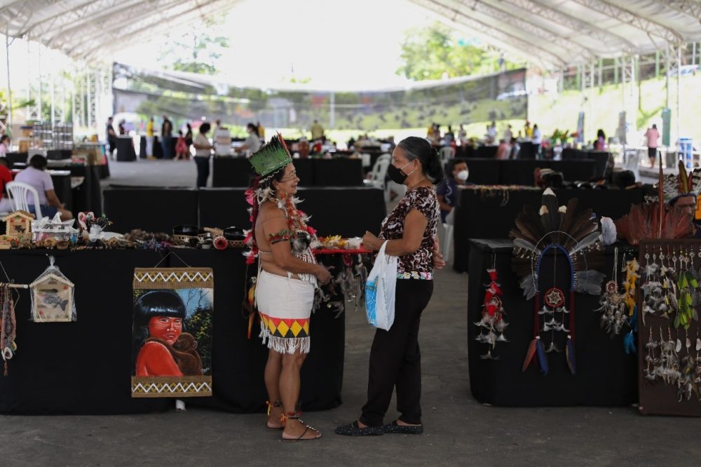 Feira de Economia Criativa estreia com sucesso no Centro Cultural dos Povos  da Amaz&ocirc;nia - Portal do Marcos Santos