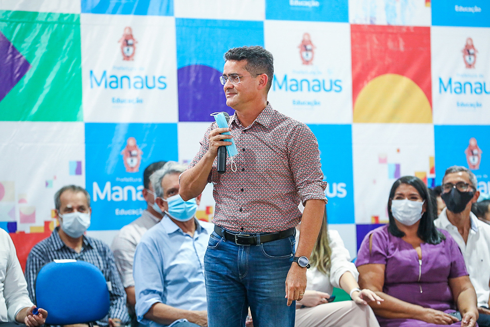 Prefeito anuncia pagamento de abono hist&oacute;rico para profissionais da educa&ccedil;&atilde;o,  no valor de R$ 133 milh&otilde;es - Portal do Marcos Santos
