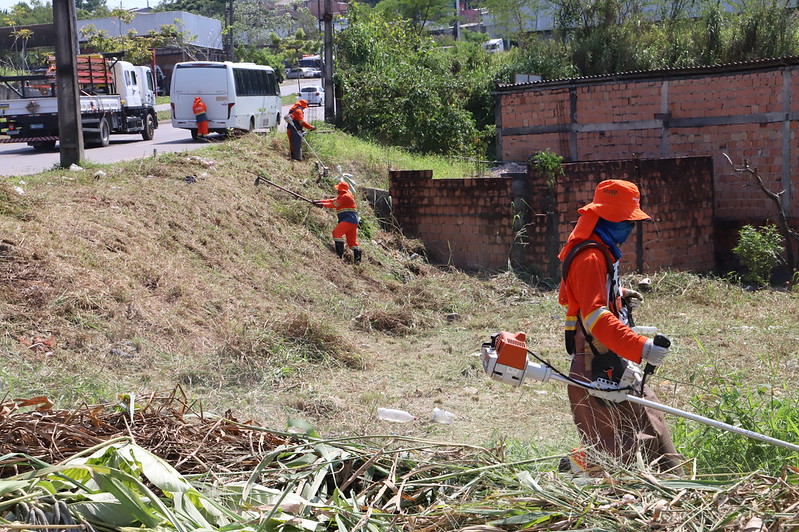 Avenida Camapu&atilde; recebe a&ccedil;&atilde;o de limpeza e pintura de meio-fio - Portal do  Marcos Santos