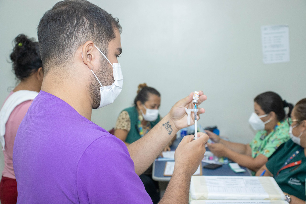 Prefeitura de Manaus inicia s&eacute;rie de capacita&ccedil;&otilde;es para aprimorar trabalho  de vacinadores nas UBSs - Portal do Marcos Santos