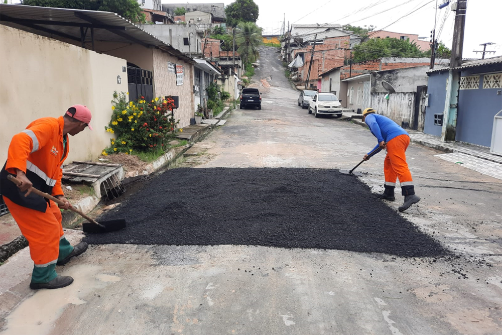 Obras de manuten&ccedil;&atilde;o com recupera&ccedil;&atilde;o asf&aacute;ltica s&atilde;o realizadas no conjunto  Boas Novas - Portal do Marcos Santos