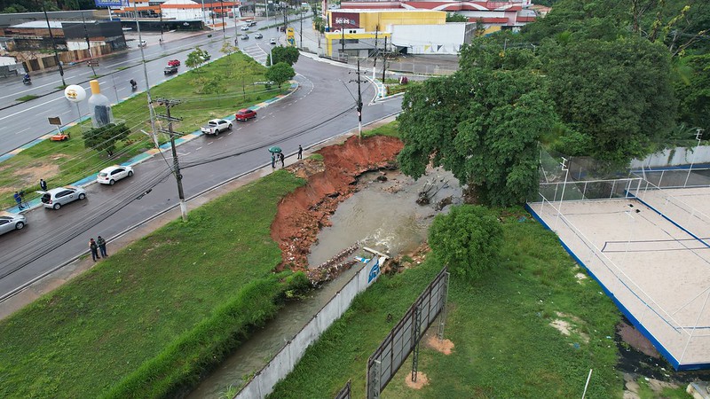 Manaus atua em grandes intervenções de infraestrutura no feriado de carnaval - Portal do Marcos Santos