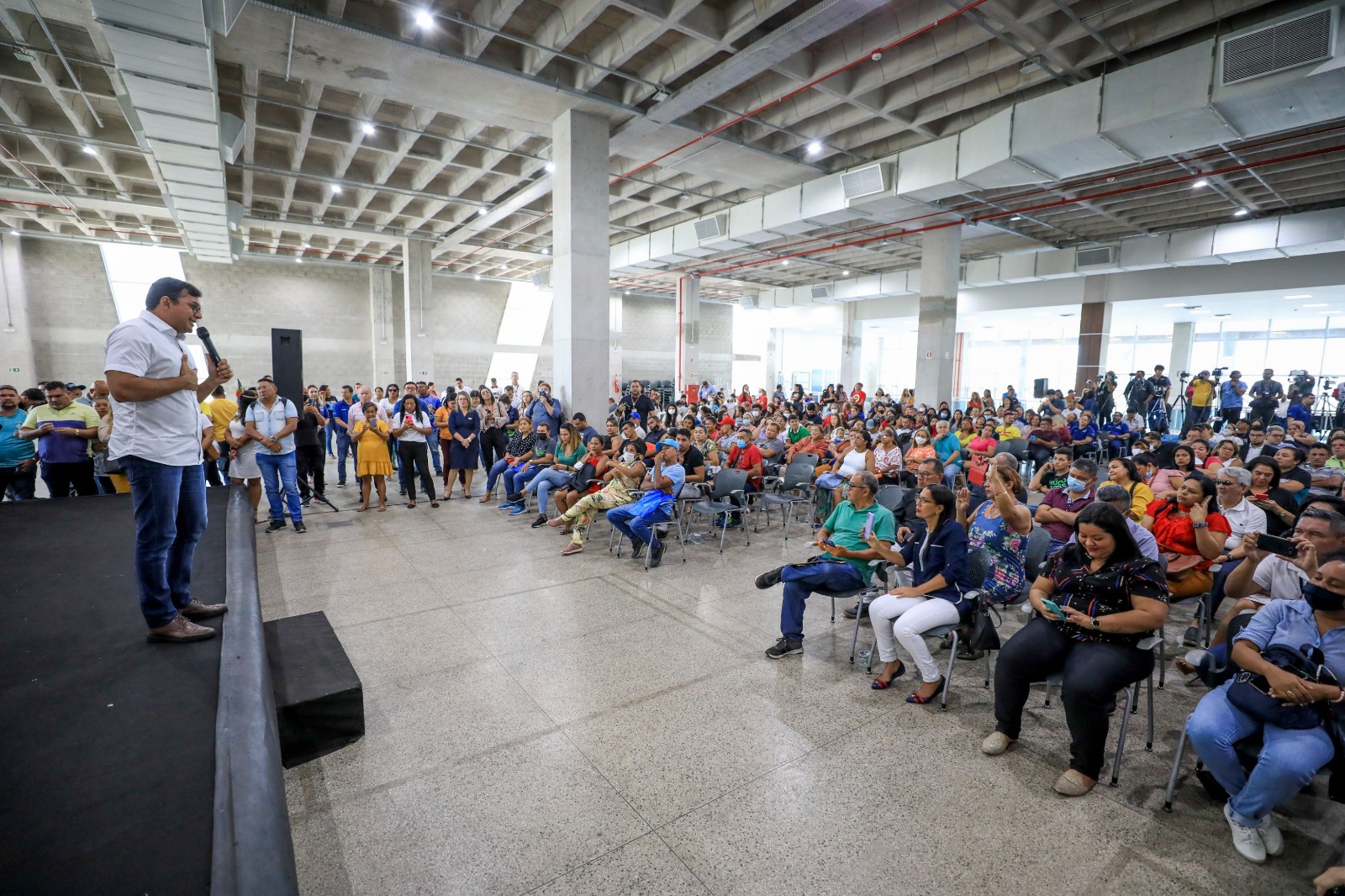 Wilson Lima libera pagamento de indeniza&ccedil;&atilde;o para mais 98 fam&iacute;lias das  comunidades da Sharp e Manaus 2000 - Portal do Marcos Santos