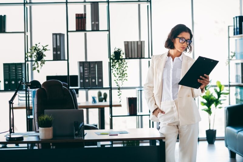 Enero sin caos: cómo organizar su flujo de caja después de la temporada alta