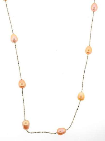 Flashy pearl station necklace