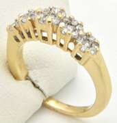 LADIES 14KT YELLOW GOLD DIAMOND RING.