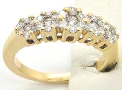 LADIES 14KT YELLOW GOLD DIAMOND RING.