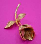 Gorgeous 1966 Gold Tone Rose by Langcraft Giovanni