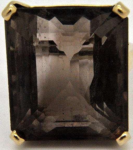 Huge Eye Catching 75cttw smokey quartz ring, 14kt gold