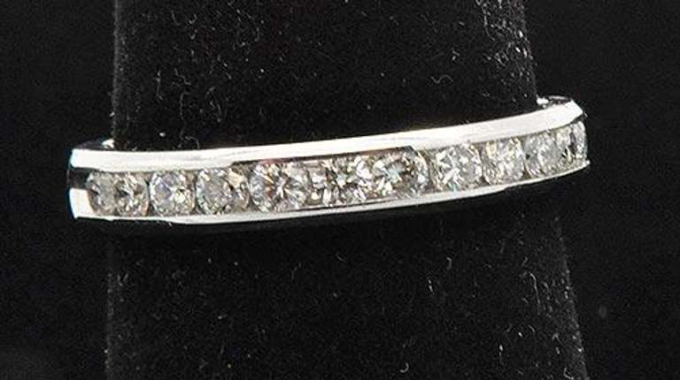 CLASSIC DIAMOND BAND