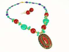 Attractive Ethnic Art Handcrafted Beaded Necklace Set
