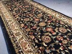 Classic Detailed & Decorative 8' Long Runner