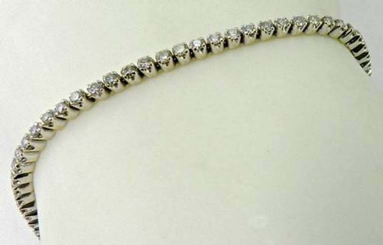 Feminine Straight Line Diamond Bracelet