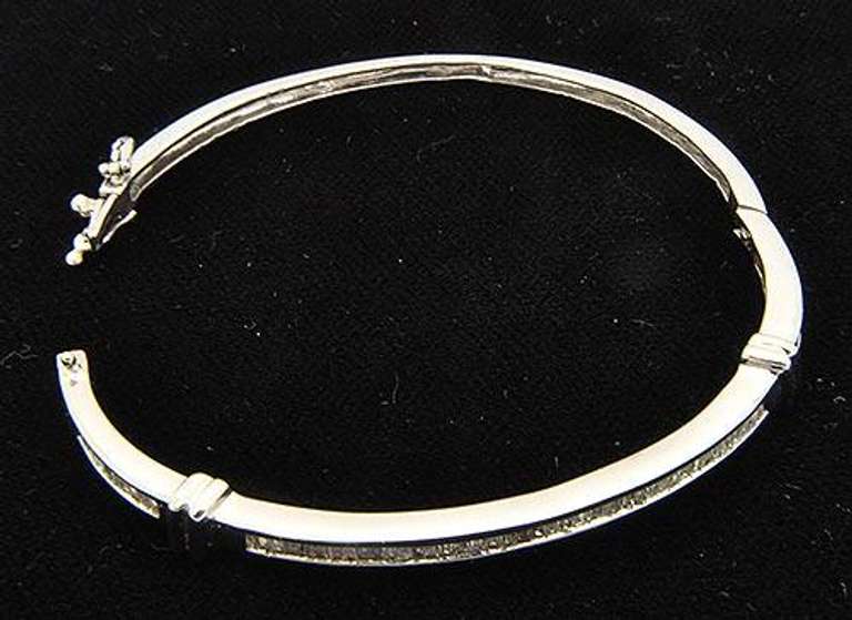 Fancy 14kt Gold 1ctw Diamond Bangle Bracelet