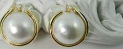 Classic 14k mobe pearl earrings