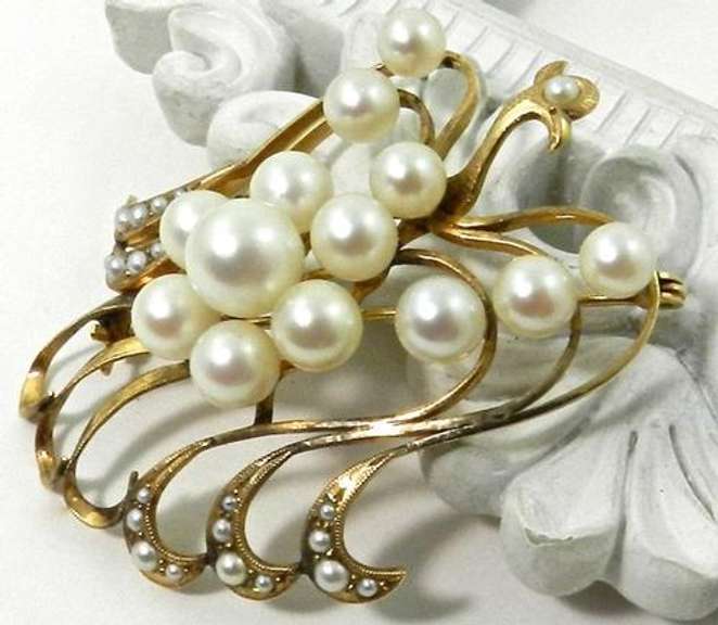 Vintage Stylized Bird Broach with Pearls