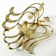 Vintage Stylized Bird Broach with Pearls