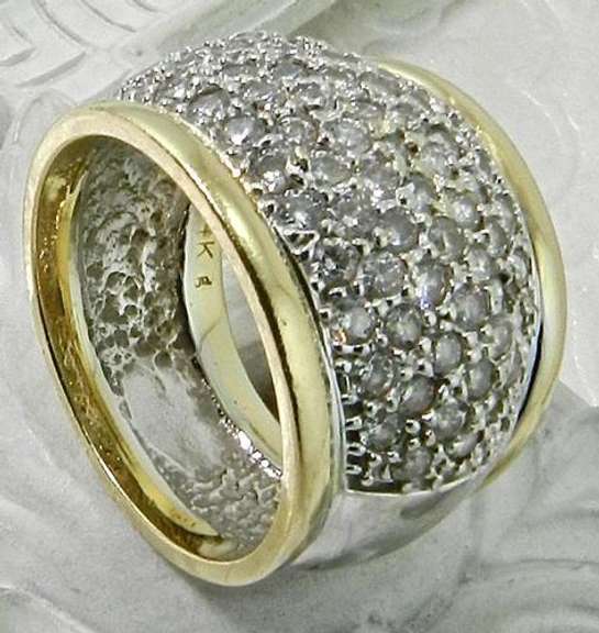 Fashionable Two tone diamond dome ring