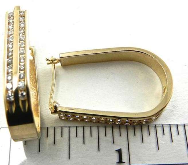 Superb 1ctw Hoop Diamond Earrings