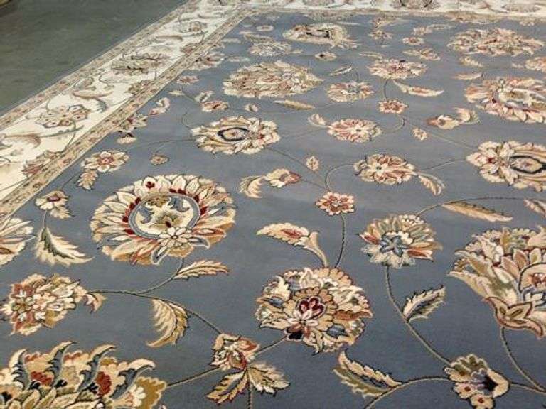 Exquisite Classic Belgium made Area Rug 7x10