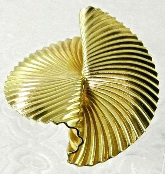 14kt Gold Geometric Broach by McTeigue