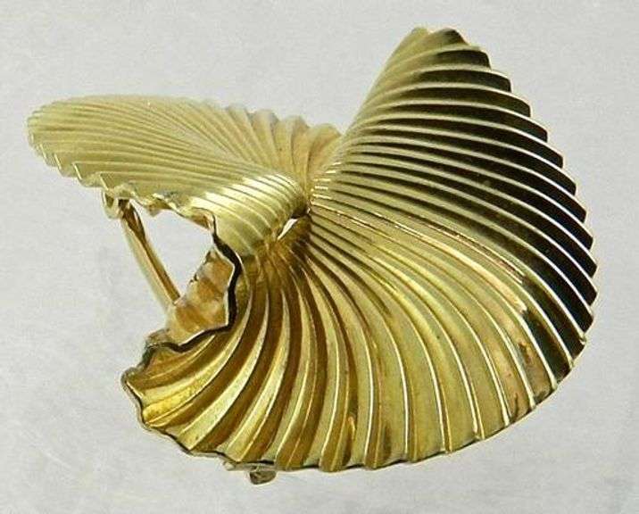 14kt Gold Geometric Broach by McTeigue