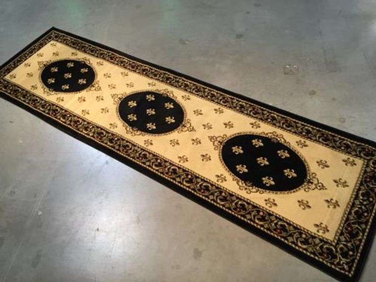 Classic Medallion French Fluer De Lys 8 Ft Runner