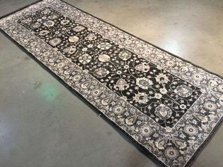 Magnificent Vintage Reproduction Design 3X8 Runner