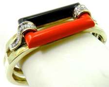 Art deco original Vintage Coral Bangle Bracelet