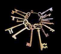 Vintage and Antique Brass and Iron Skeleton Keys Lot