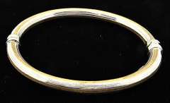 Elegant 14kt White Gold Bangle Bracelet, Mint Condition