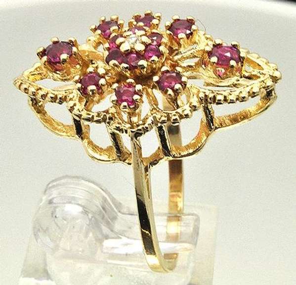 LADIES 14 KT YELLOW GOLD FILIGREE STYLE RING.