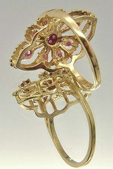 LADIES 14 KT YELLOW GOLD FILIGREE STYLE RING.