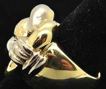 LADIES SOLID GOLD 18 KT RING.