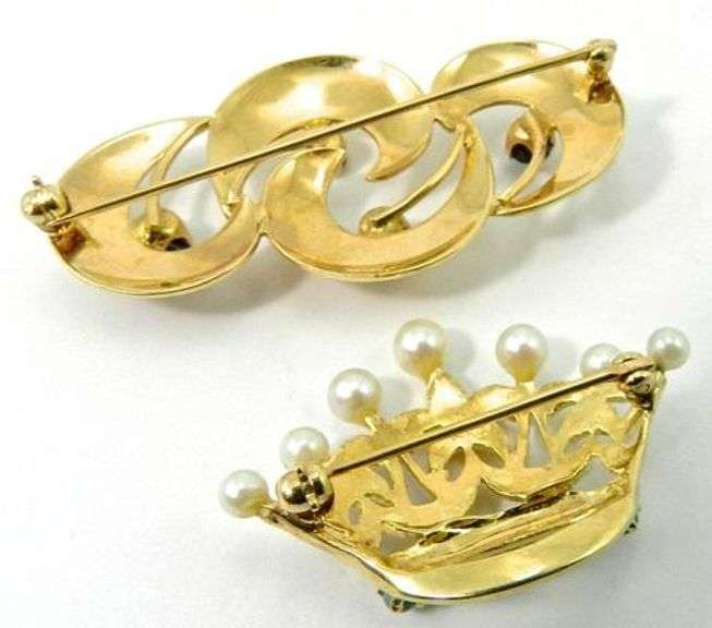 Delightful Pair of Gold and Stone Brooches