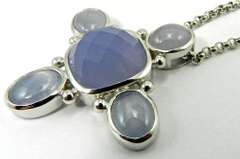 Cross Design 18kt Gold Necklace With Chalcedony Stones