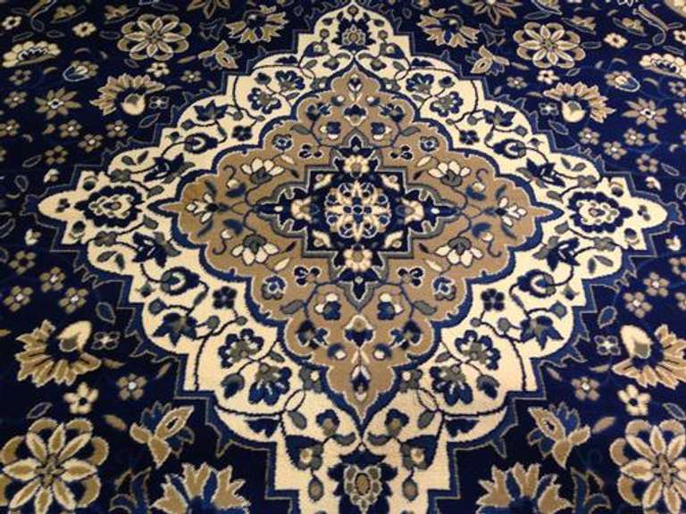 Detailed Classic  Crown Medallion Design  Rug 8x11