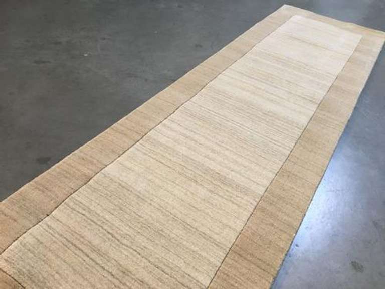 Solid Two Tone Design Hand Made & Carved Wool 9 Ft Runner